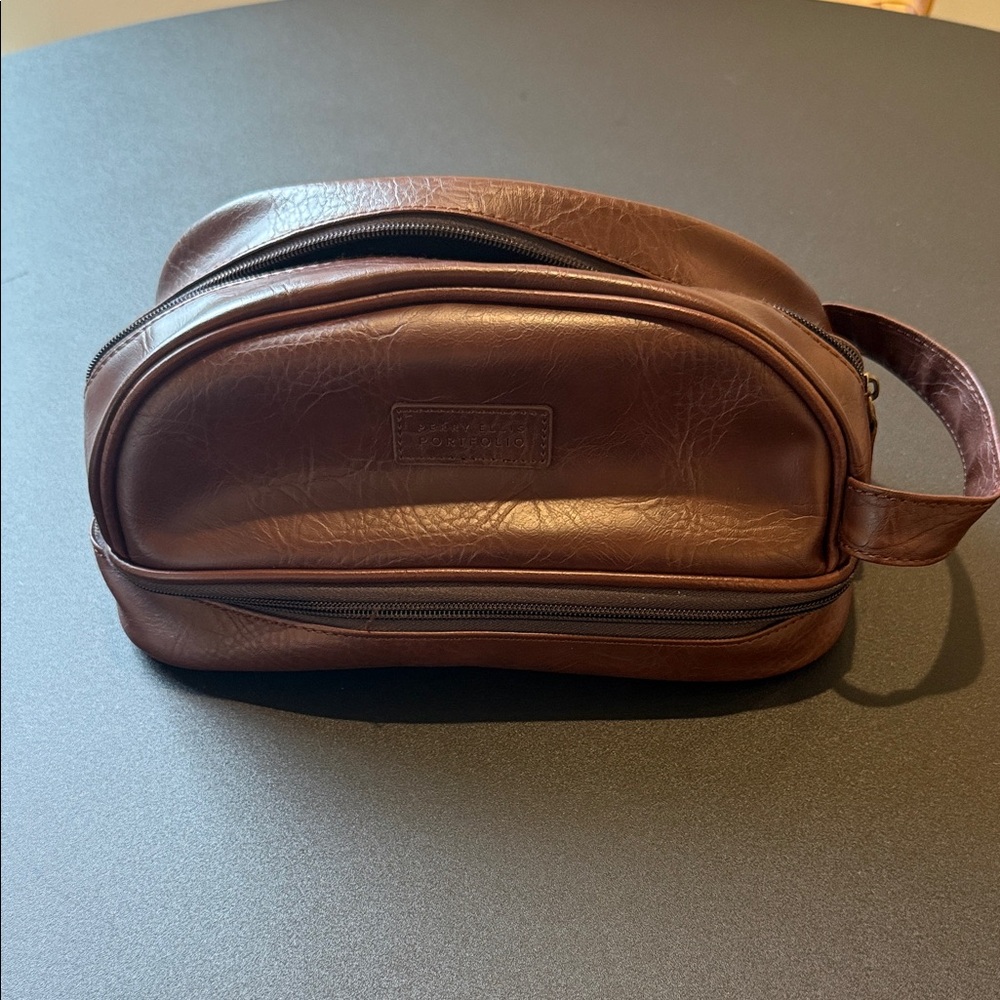 Perry Ellis Brown Men's Toiletry Dopp Kit